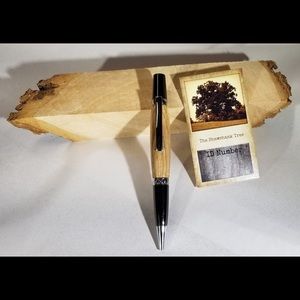 Handcrafted in Maine Manhattan Pen